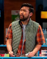 011_Kim's Convenience_press