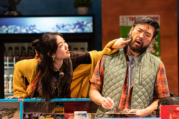 014_Kim's Convenience_press