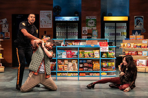 058_Kim's Convenience_press