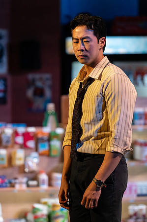 062_Kim's Convenience_press