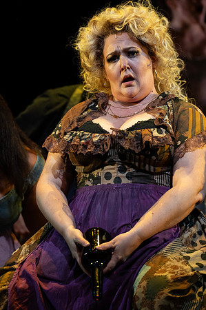 026_Les Miserables_press