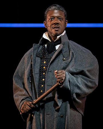 035_Les Miserables_press