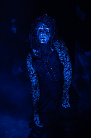 068_Sleepy Hollow_press