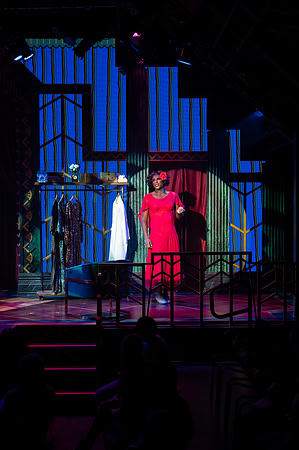072_Some Like It Hot_press