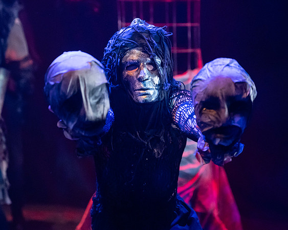 082_Sleepy Hollow_press