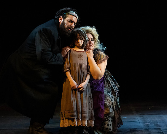 030_Les Miserables_press