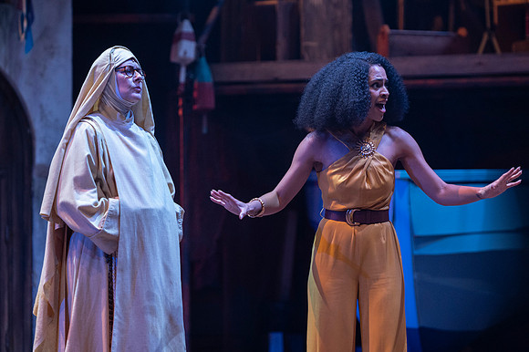 180_Comedy of Errors_full set