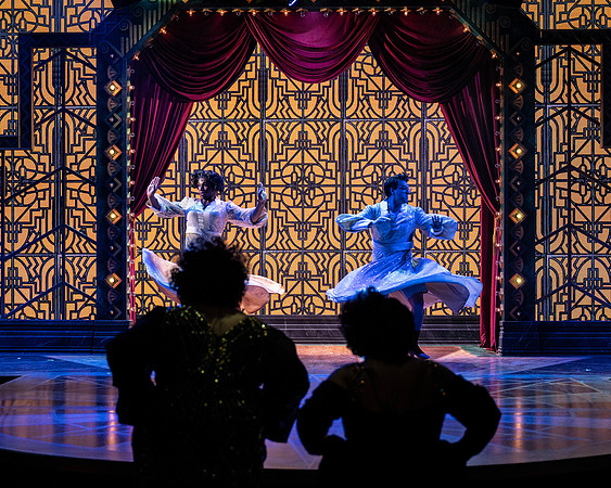 108_Some Like It Hot_press