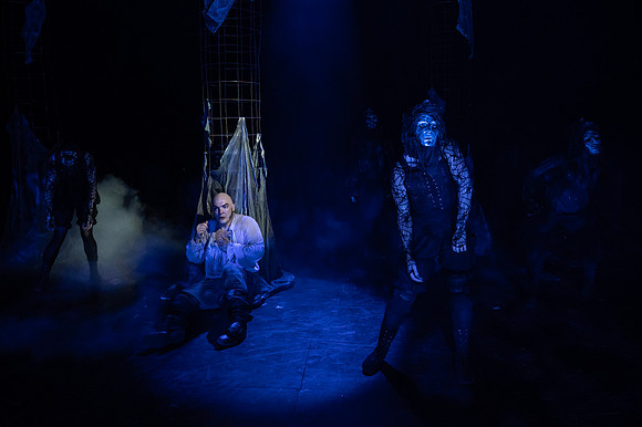069_Sleepy Hollow_press