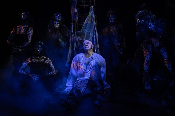 070_Sleepy Hollow_press
