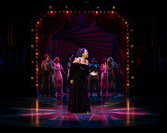 101_Some Like It Hot_press