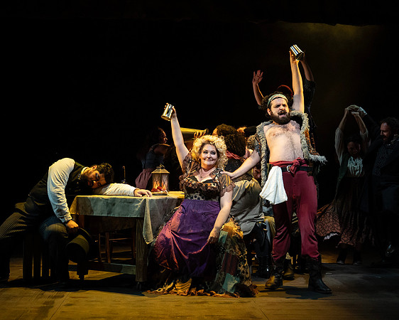 028_Les Miserables_press
