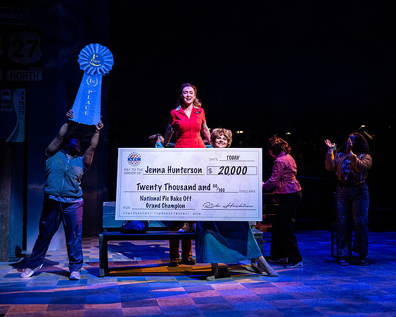025_Waitress_press