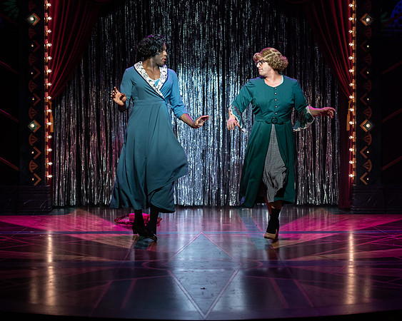 064_Some Like It Hot_fullset