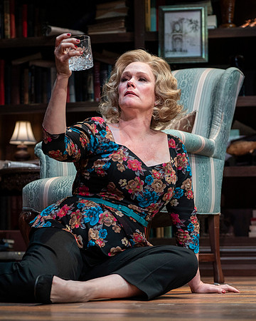 095_Who's Afraid of Virginia Woolf_press