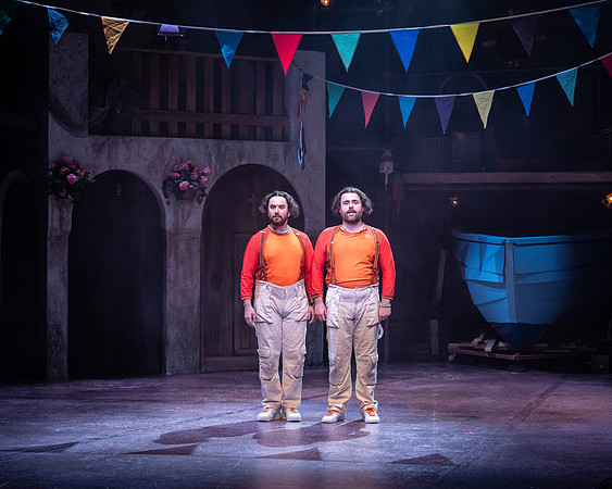 221_Comedy of Errors_full set