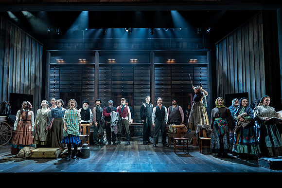 012_Fiddler on the Roof_full set