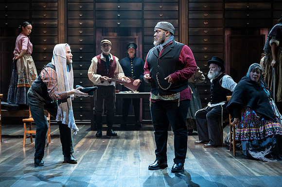 014_Fiddler on the Roof_full set