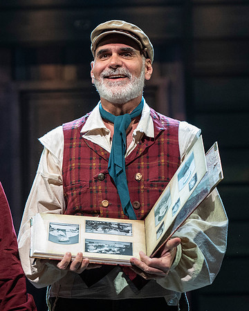 016_Fiddler on the Roof_full set