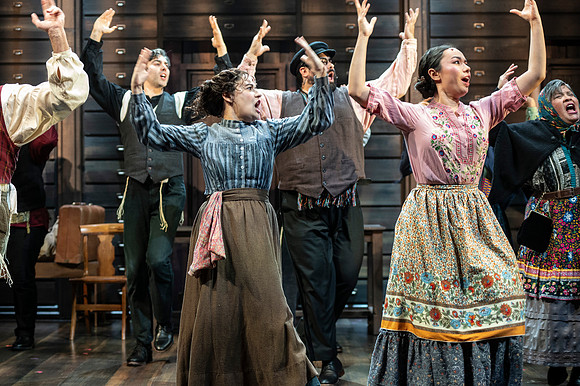 017_Fiddler on the Roof_full set