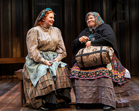 024_Fiddler on the Roof_full set