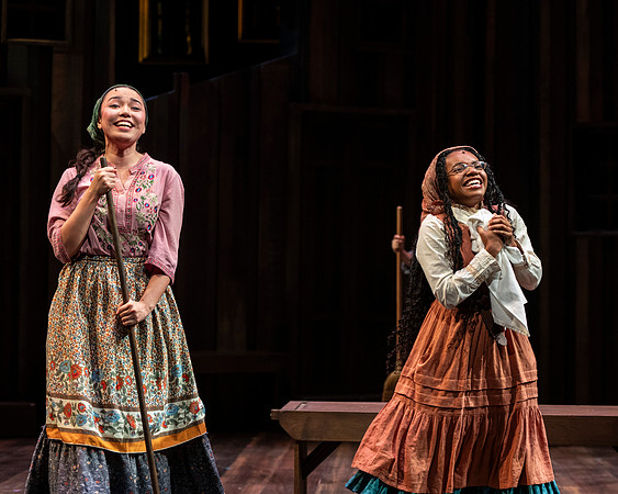 035_Fiddler on the Roof_full set