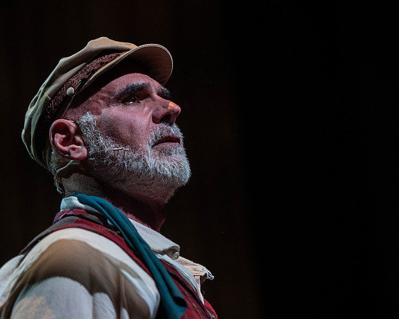 057_Fiddler on the Roof_full set