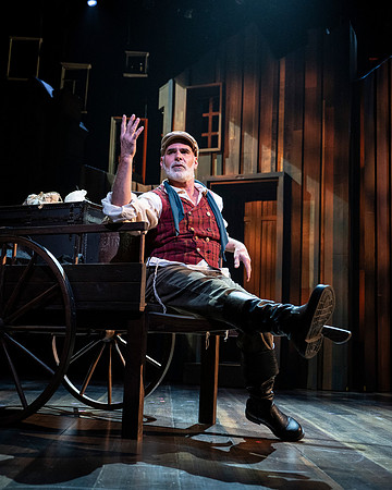 058_Fiddler on the Roof_full set