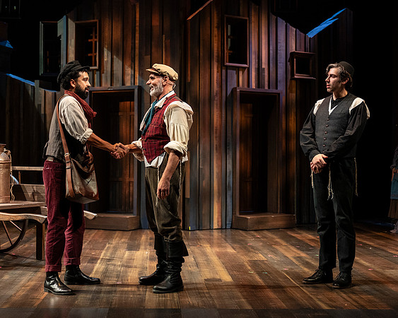 062_Fiddler on the Roof_full set