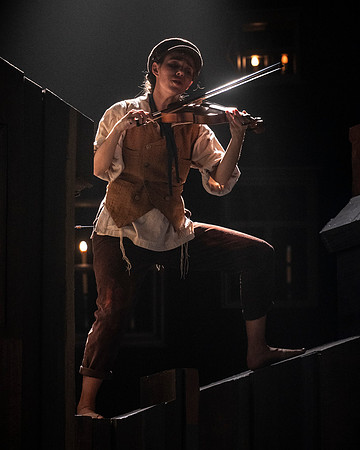 071_Fiddler on the Roof_full set