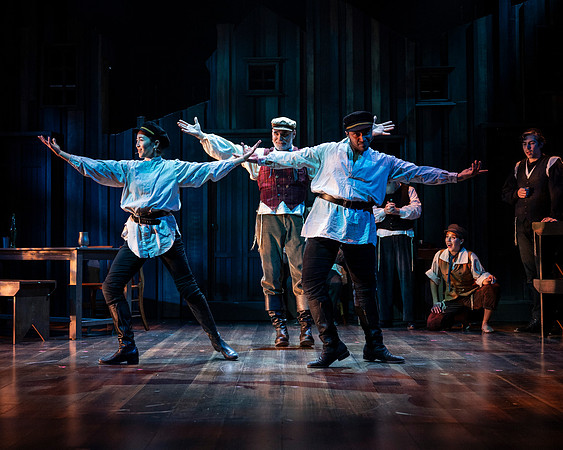 094_Fiddler on the Roof_full set
