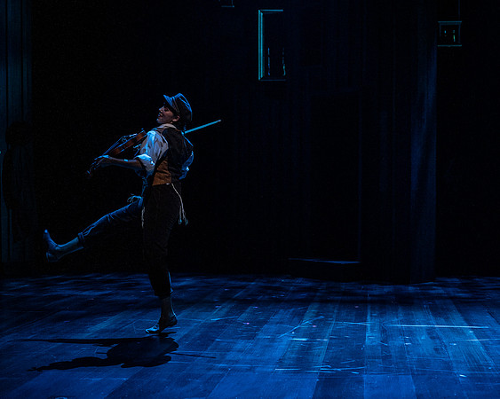 102_Fiddler on the Roof_full set
