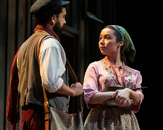 108_Fiddler on the Roof_full set