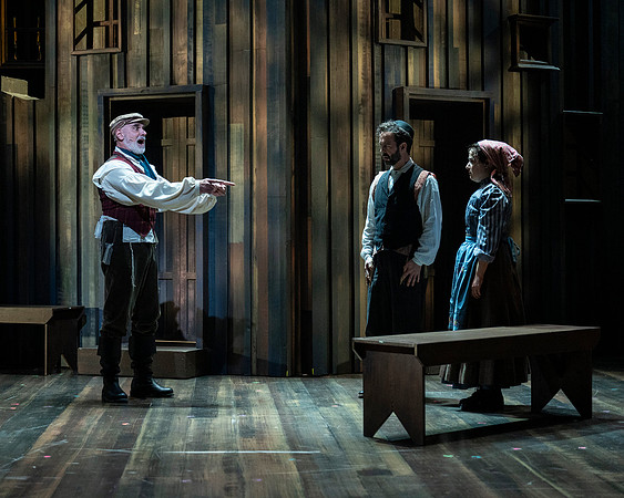 124_Fiddler on the Roof_full set