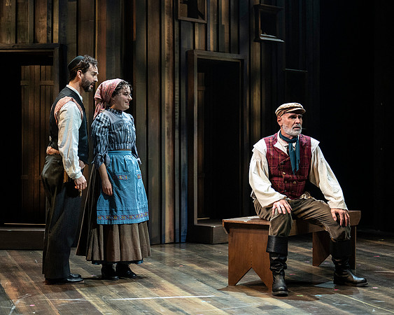 125_Fiddler on the Roof_full set