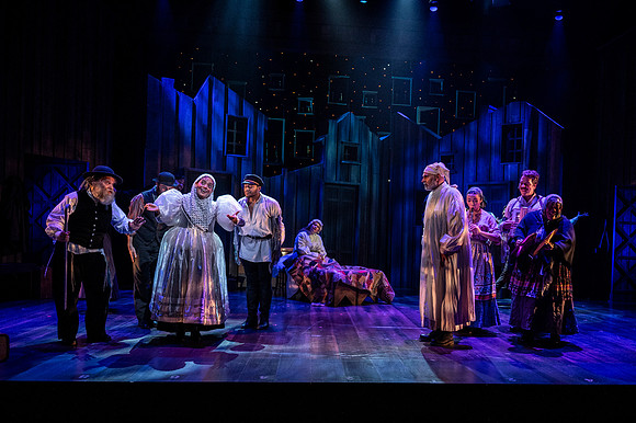 138_Fiddler on the Roof_full set