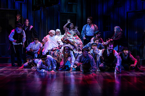 142_Fiddler on the Roof_full set