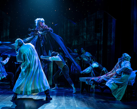 151_Fiddler on the Roof_full set