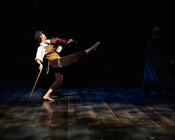 155_Fiddler on the Roof_full set