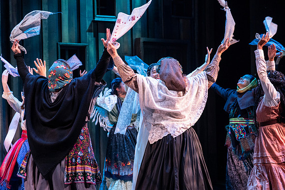 171_Fiddler on the Roof_full set
