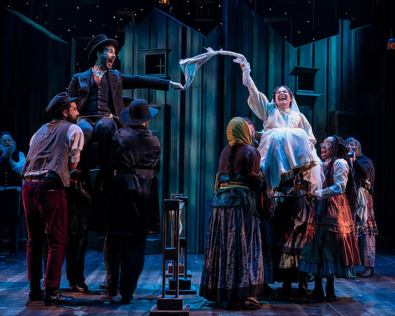 173_Fiddler on the Roof_full set