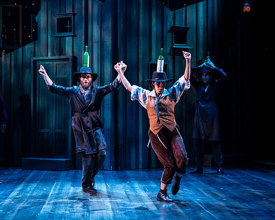 177_Fiddler on the Roof_full set