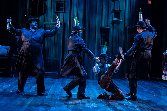 179_Fiddler on the Roof_full set