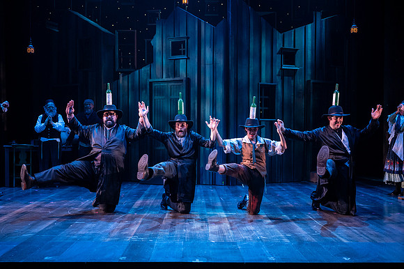 184_Fiddler on the Roof_full set