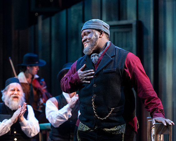 192_Fiddler on the Roof_full set