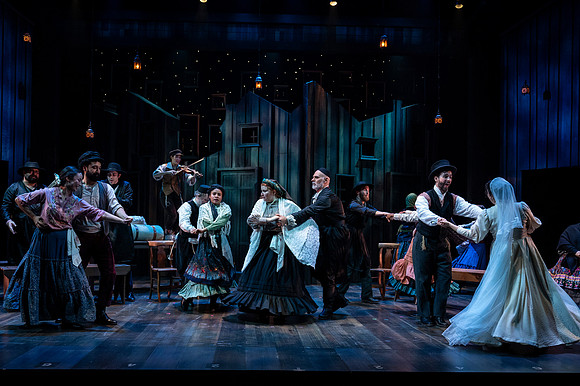 198_Fiddler on the Roof_full set