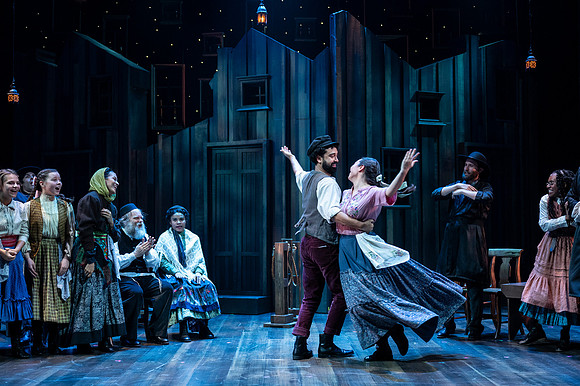 202_Fiddler on the Roof_full set