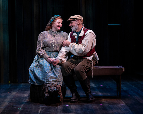 229_Fiddler on the Roof_full set