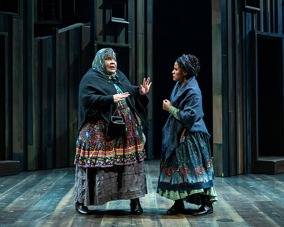 231_Fiddler on the Roof_full set