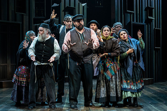 236_Fiddler on the Roof_full set